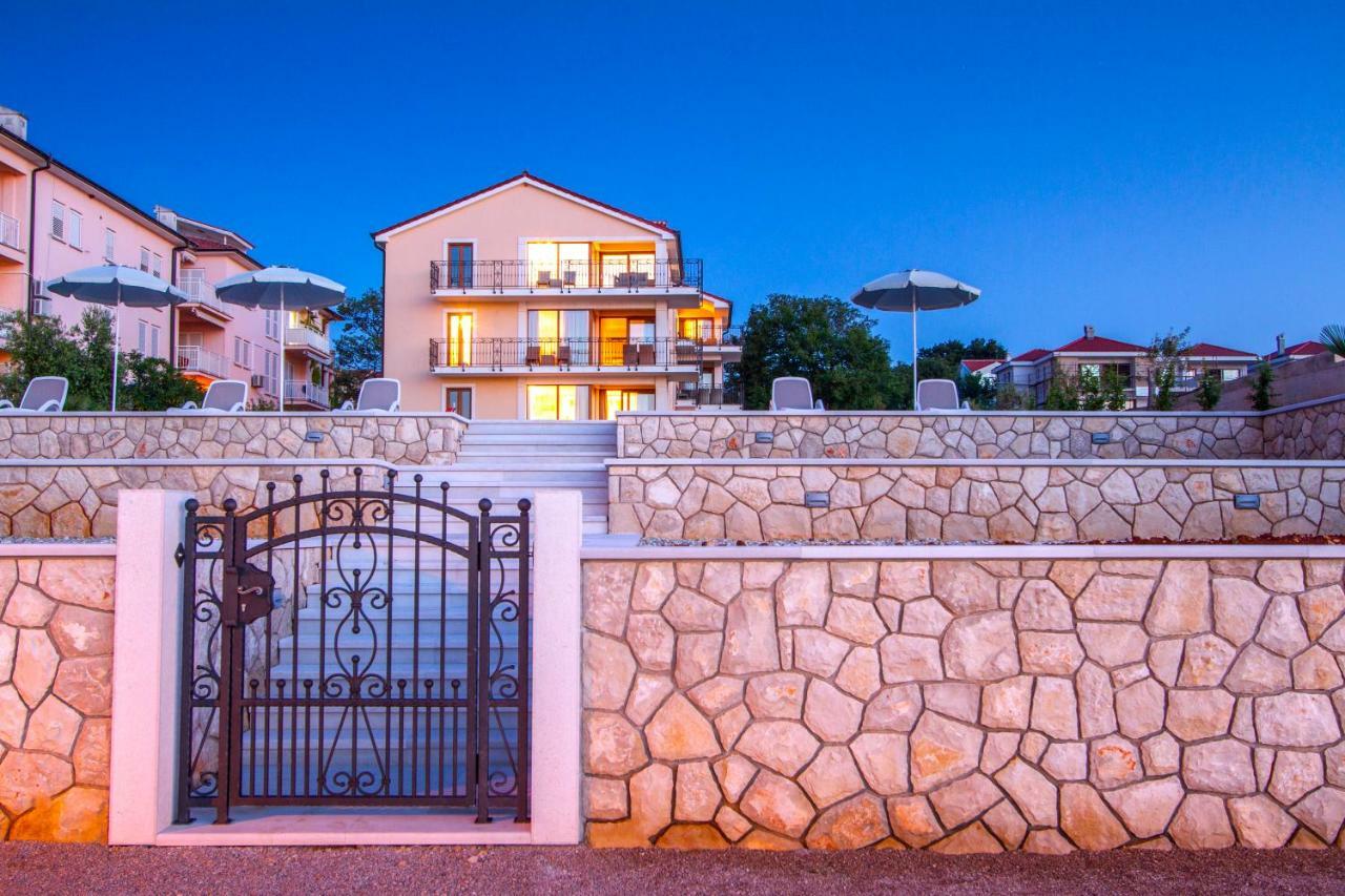 Luxury Apartments Villa Matea 1 Malinska Exterior foto