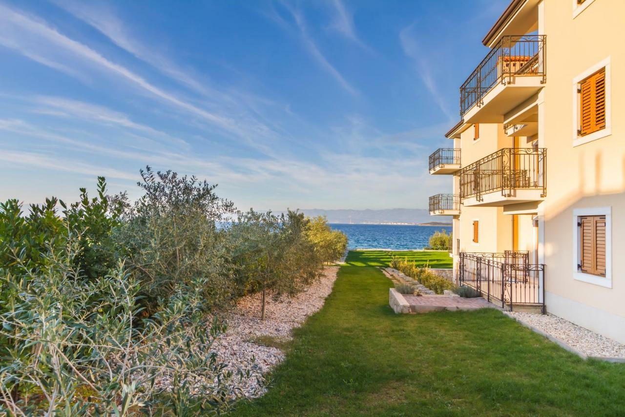 Luxury Apartments Villa Matea 1 Malinska Exterior foto